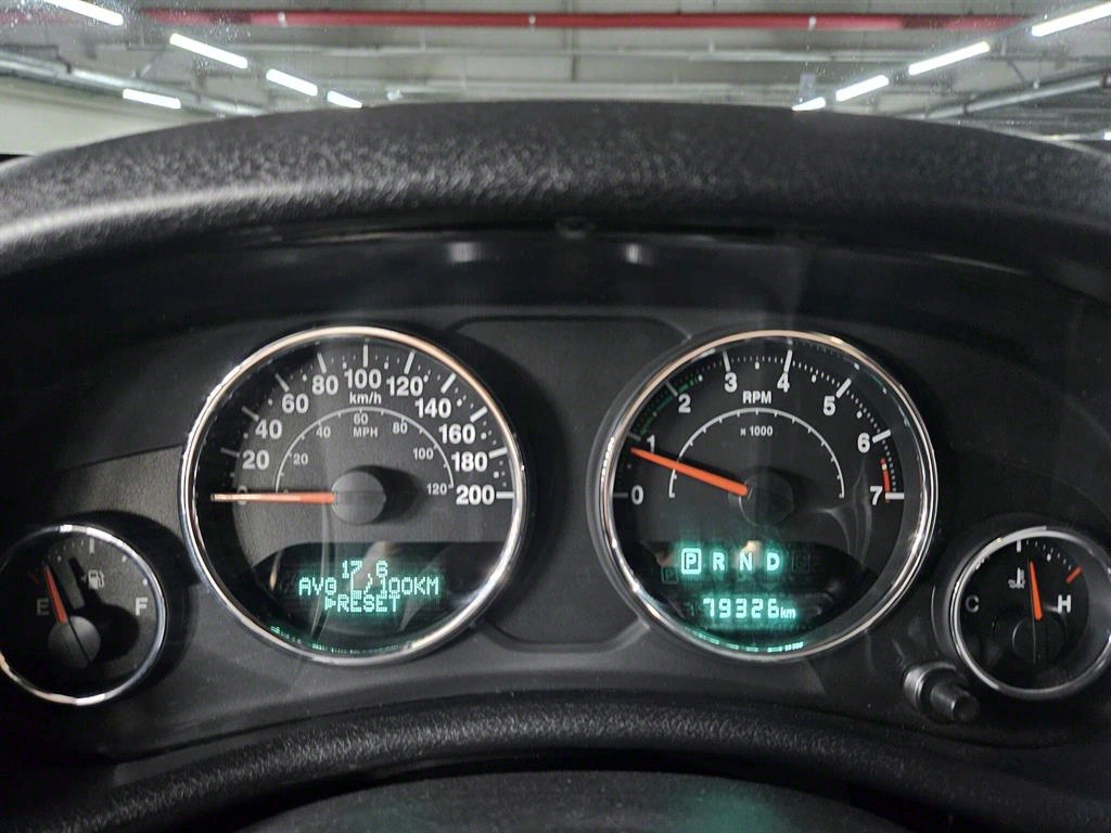 Jeep Wrangler - Vista 9