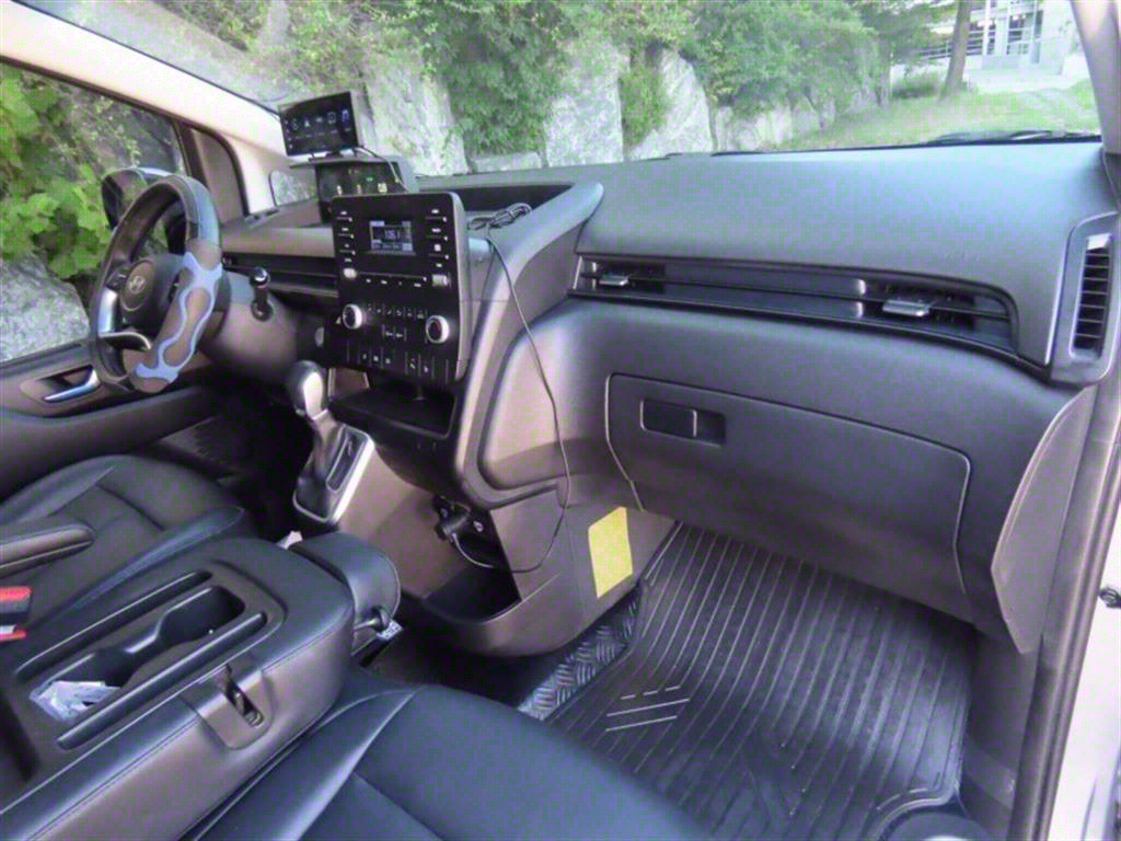 HYUNDAI Staria 2025 Plateado - Importación desde Corea - HF Imports Iquique - Foto 18