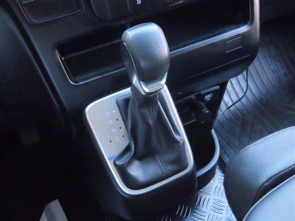 HYUNDAI Staria - Vista 8