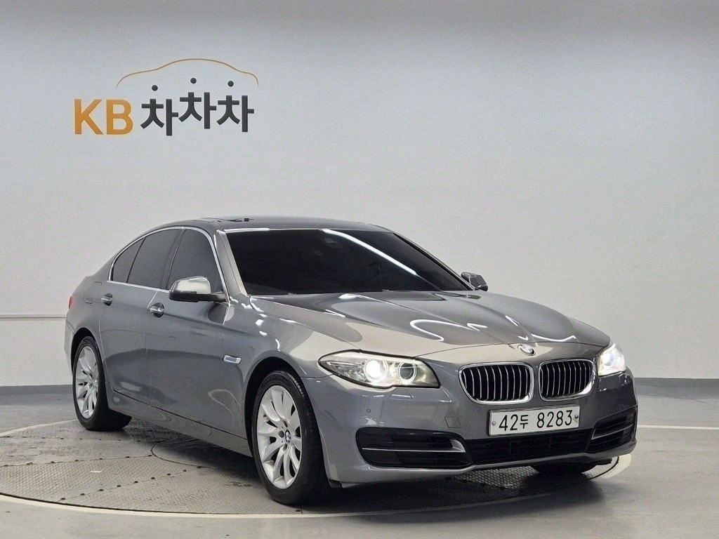 BMW 5 Series - Vista 4
