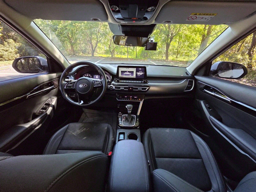 KIA Seltos - Vista 7