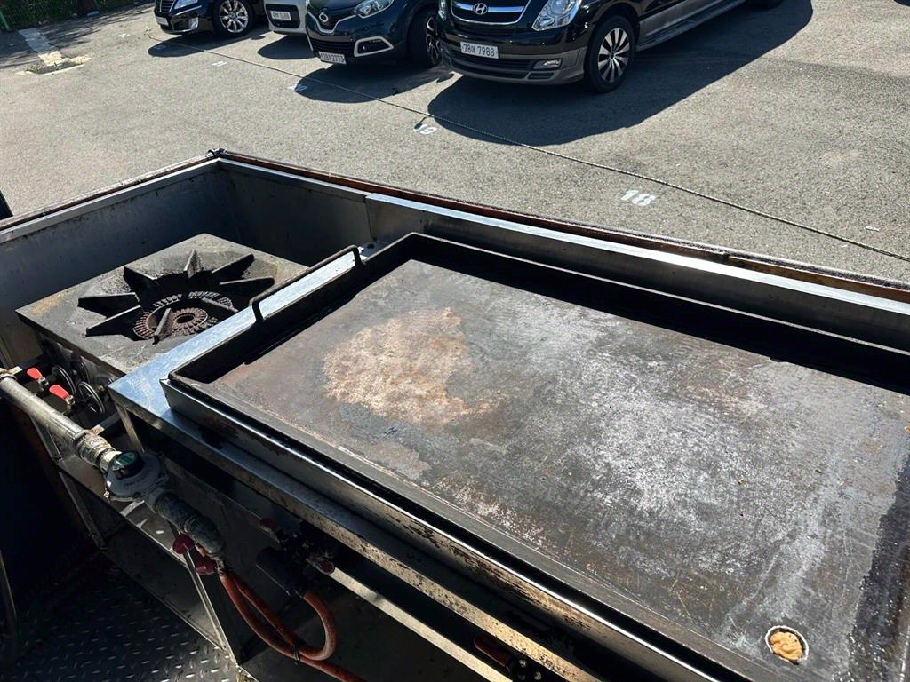 Small Truck Special (sneck/mobile sales) - Vista 8