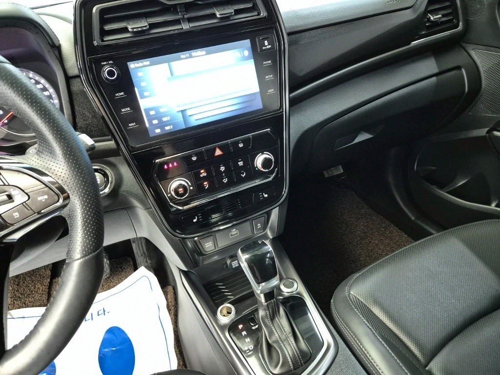 Ssangyong Tivoli - Vista 6