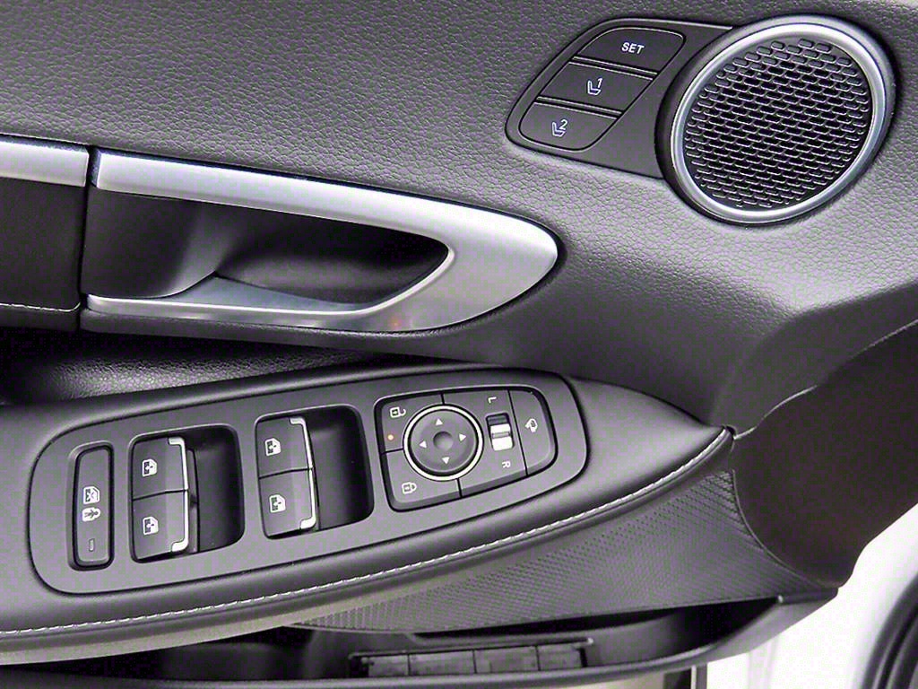 HYUNDAI Sonata - Vista 11