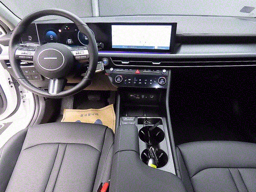 HYUNDAI Sonata - Vista 7