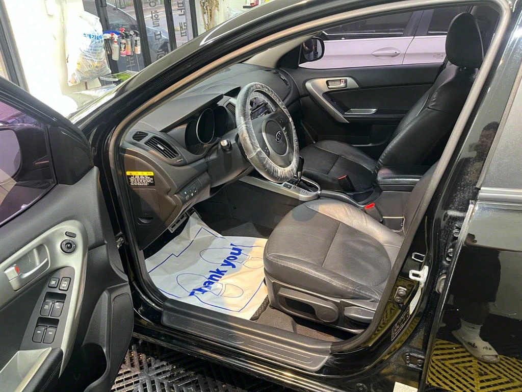 KIA Forte 2012 Negro - Importación desde Corea - HF Imports Iquique - Foto 14