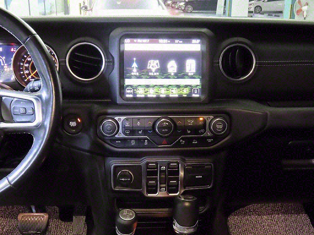 Jeep Wrangler - Vista 11