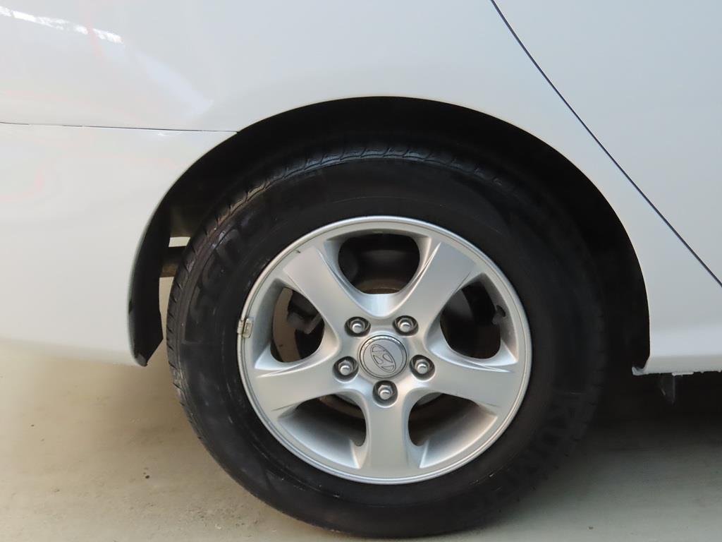 HYUNDAI Avante 2007 Blanco - Importación desde Corea - HF Imports Iquique - Foto 14