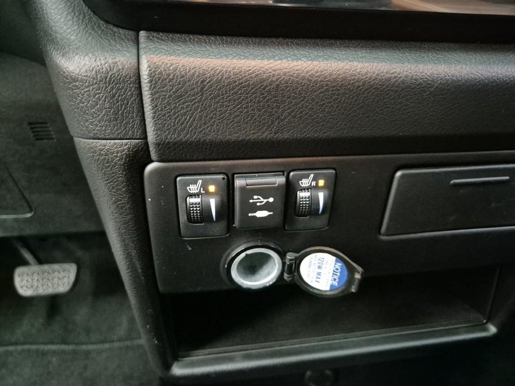 Toyota Siena 2018 Plateado - Importación desde Corea - HF Imports Iquique - Foto 17