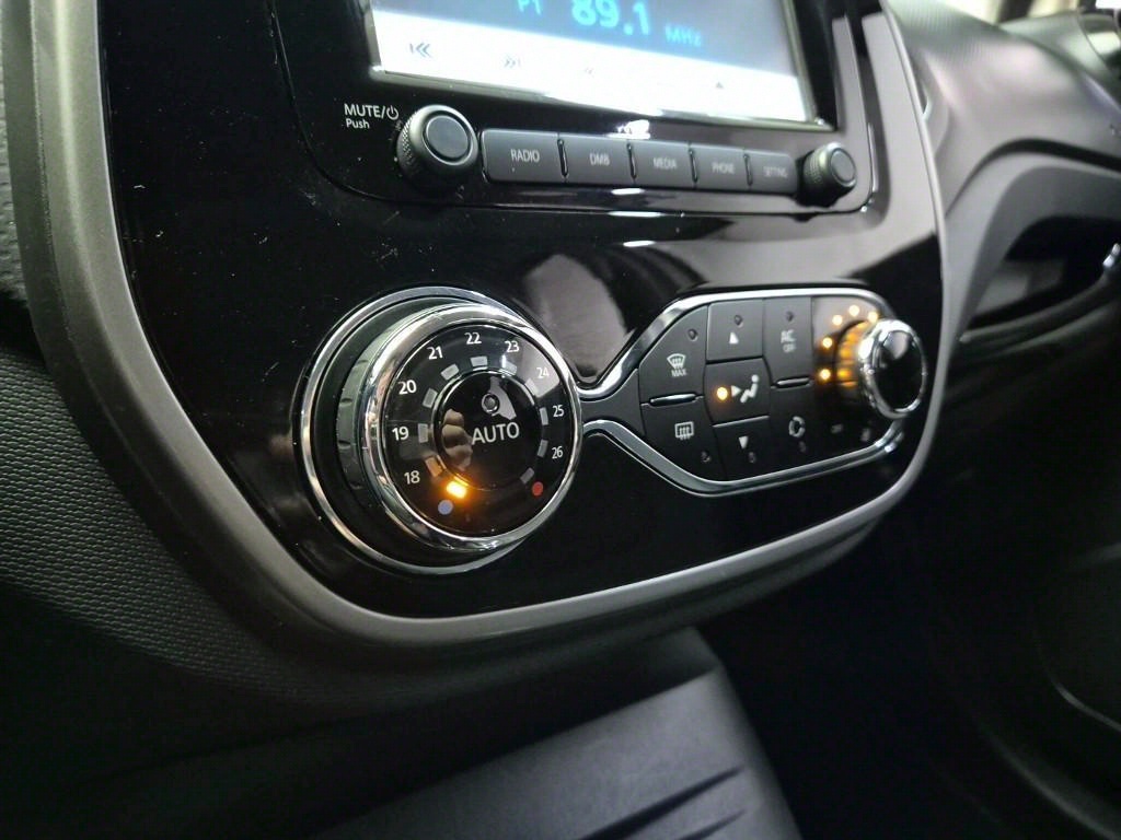 SAMSUNG QM3 - Vista 10