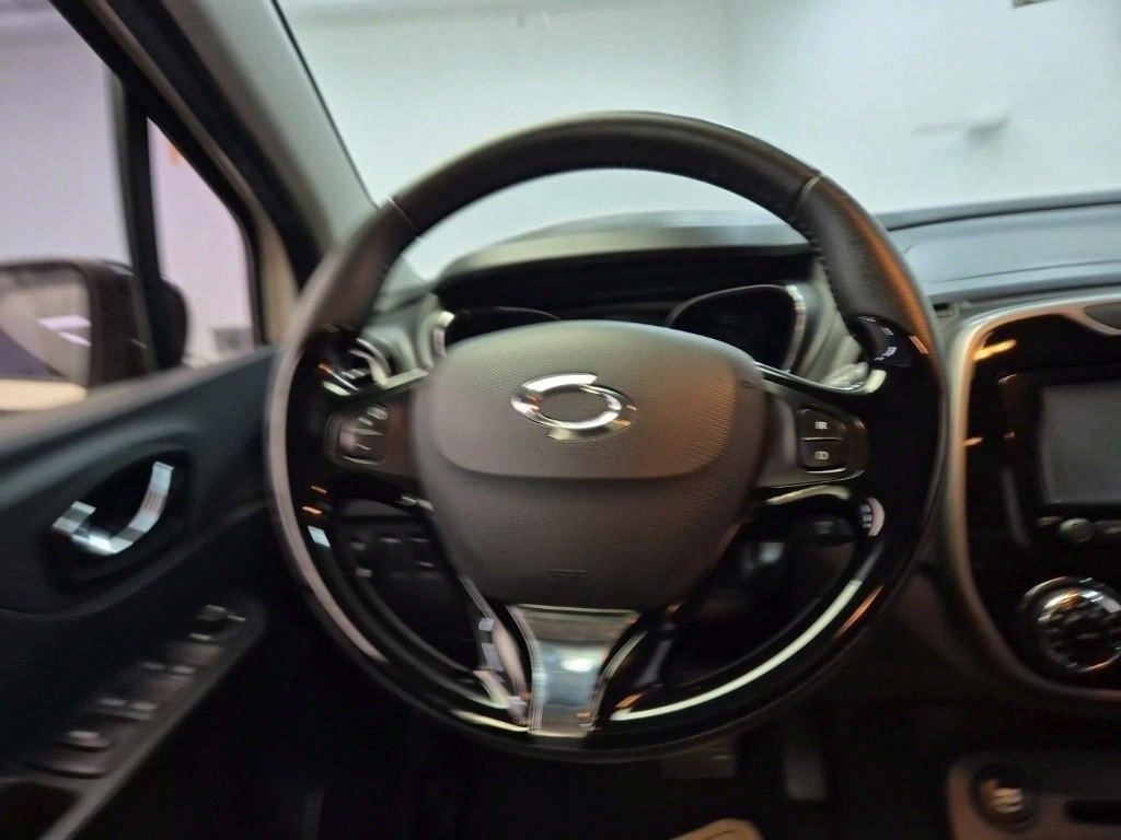 SAMSUNG QM3 - Vista 11