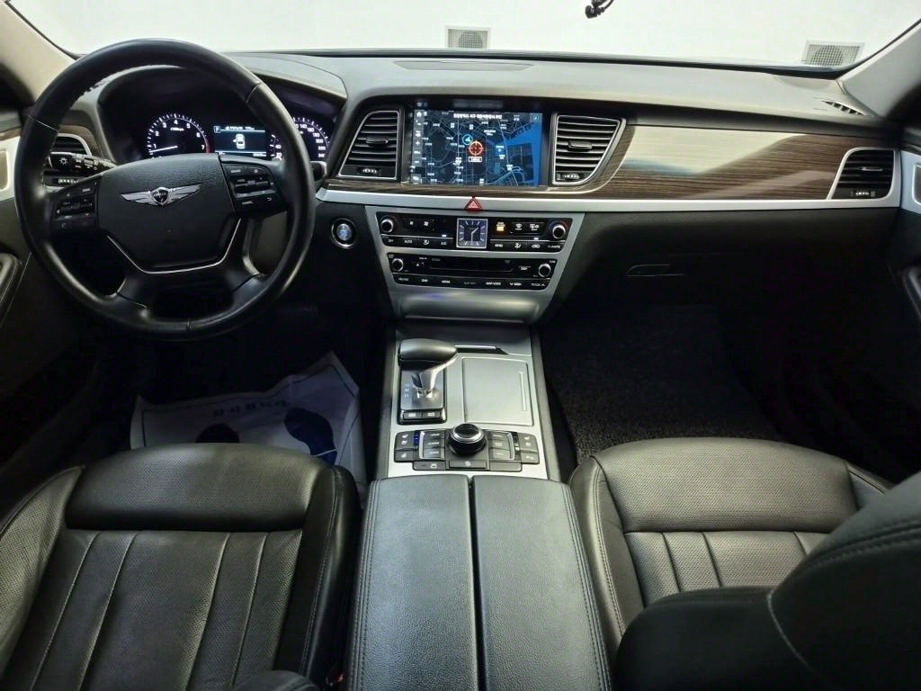 Genesis G80 - Vista 7