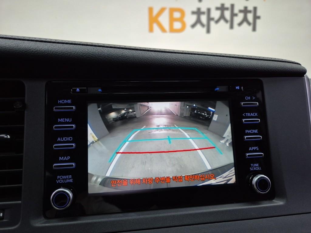 Toyota Siena 2018 Plateado - Importación desde Corea - HF Imports Iquique - Foto 15