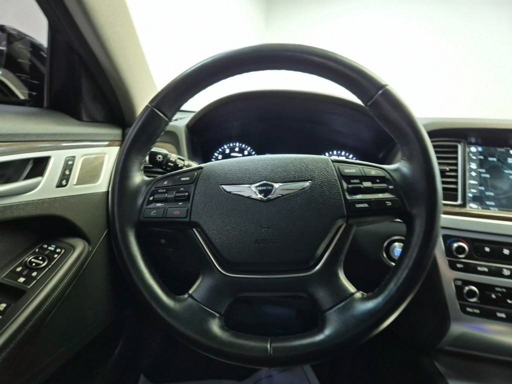 Genesis G80 - Vista 9