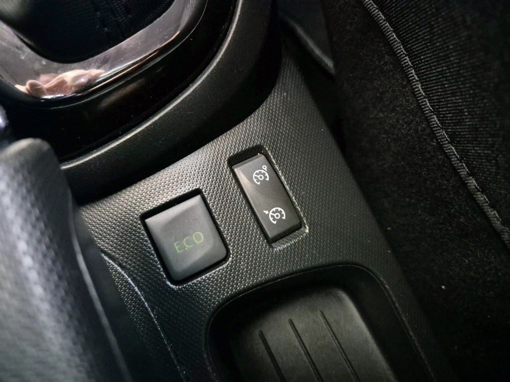 SAMSUNG QM3 2015 the color of pearl - Importación desde Corea - HF Imports Iquique - Foto 15