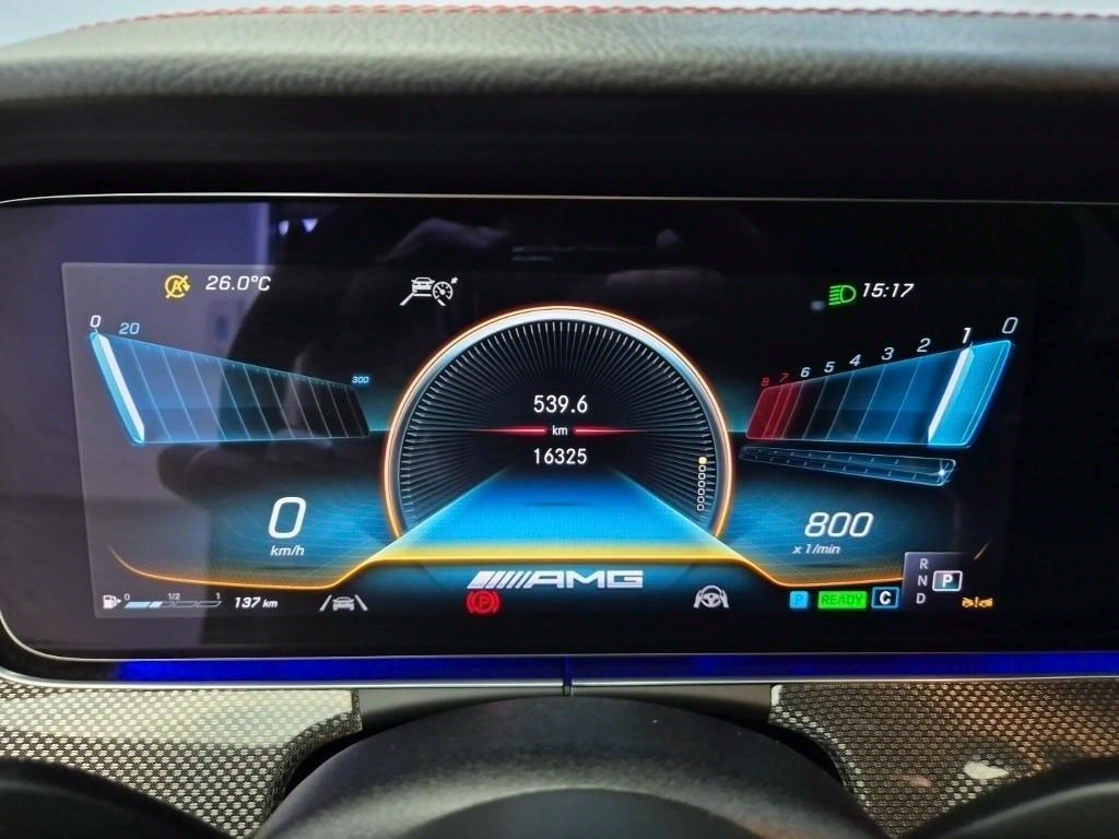 Mercedes Benz E class - Vista 6