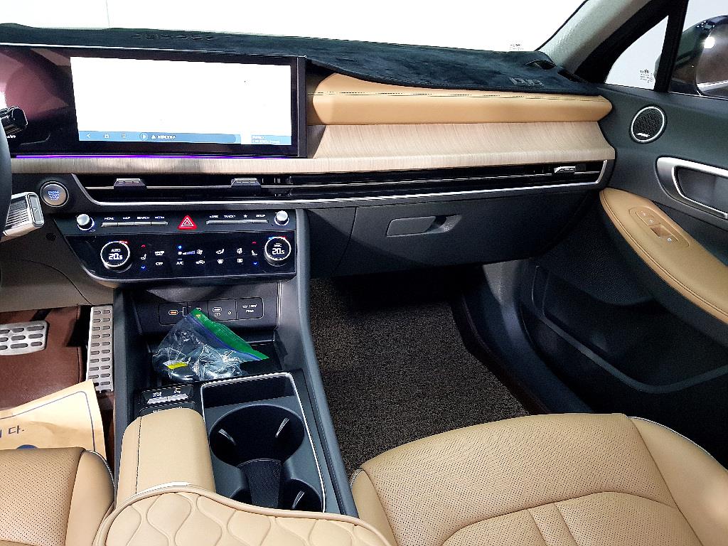 HYUNDAI Sonata - Vista 10