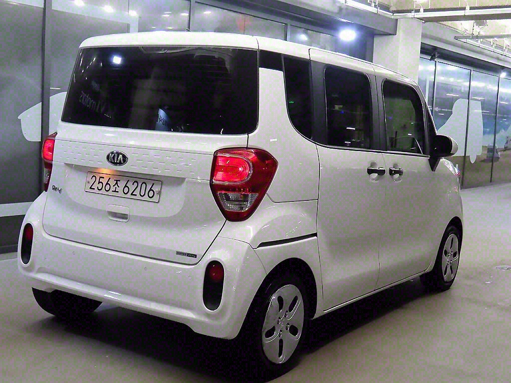 KIA Ray - Vista 4