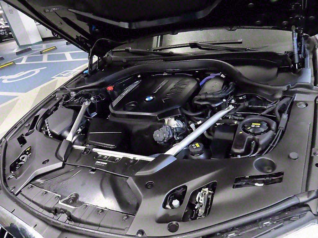 BMW 5 Series 2021 Negro - Importación desde Corea - HF Imports Iquique - Foto 19