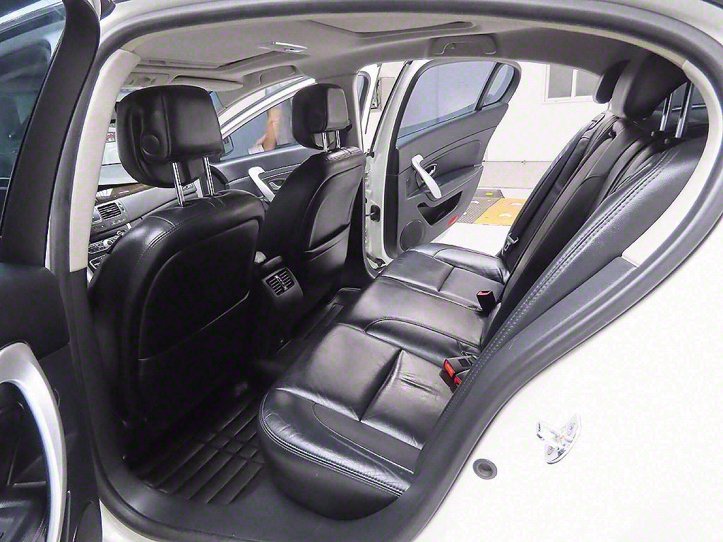 SAMSUNG SM5 2011 Blanco - Importación desde Corea - HF Imports Iquique - Foto 9