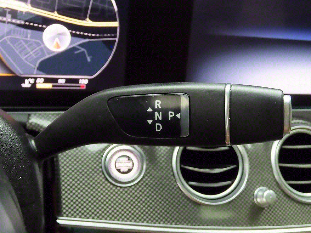 Mercedes Benz E class - Vista 9