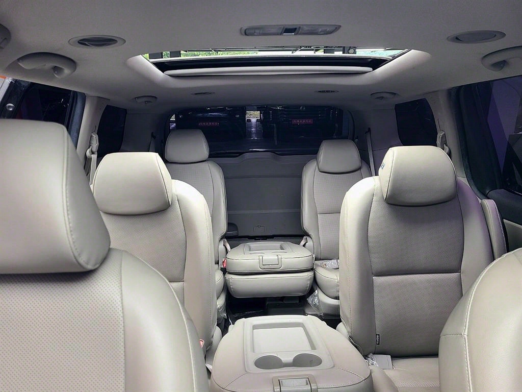 KIA Carnival 2015 Negro - Importación desde Corea - HF Imports Iquique - Foto 18