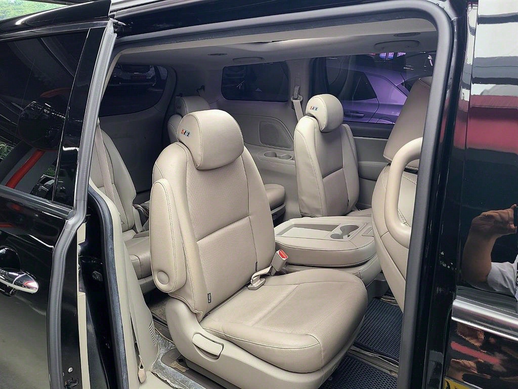 KIA Carnival 2015 Negro - Importación desde Corea - HF Imports Iquique - Foto 17