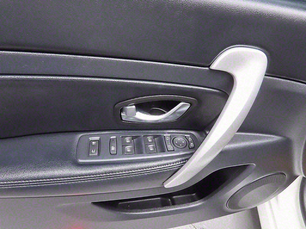 SAMSUNG SM5 2011 Blanco - Importación desde Corea - HF Imports Iquique - Foto 10