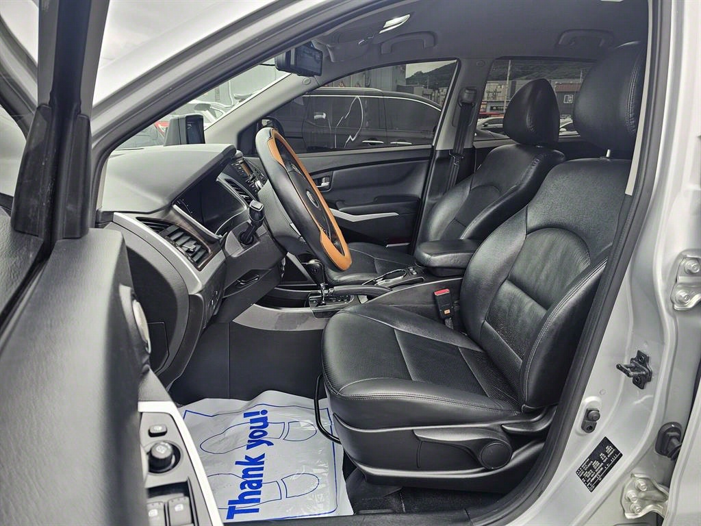 Ssangyong Korando - Vista 11