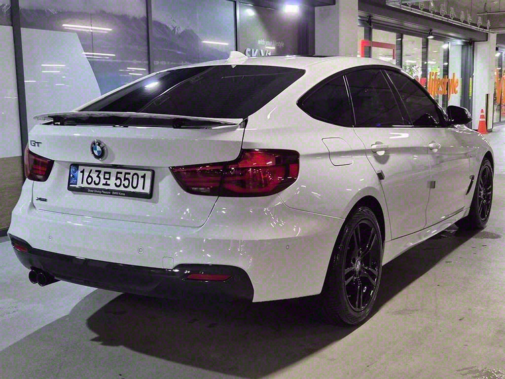 BMW Gran Turismo - Vista 4