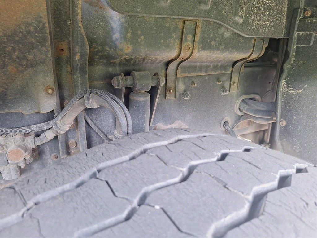 medium and large cargo tractor 2011 Blanco - Importación desde Corea - HF Imports Iquique - Foto 19