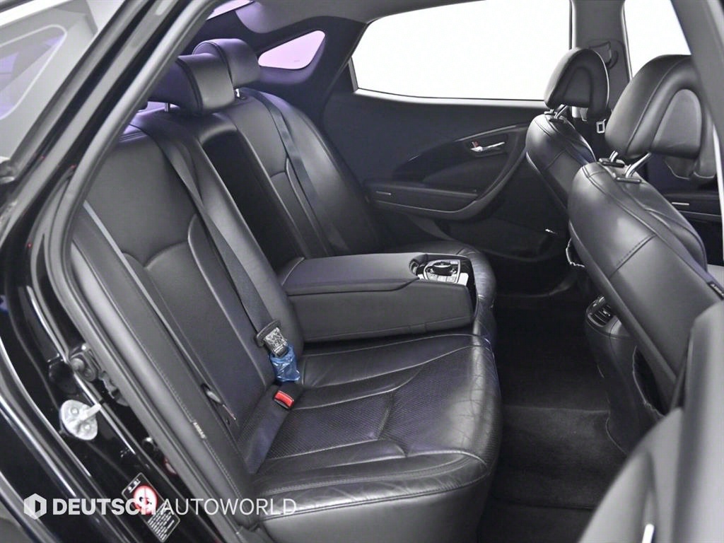 HYUNDAI Grandeur - Vista 12