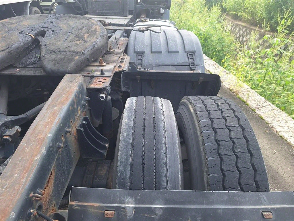 medium and large cargo tractor - Vista 6