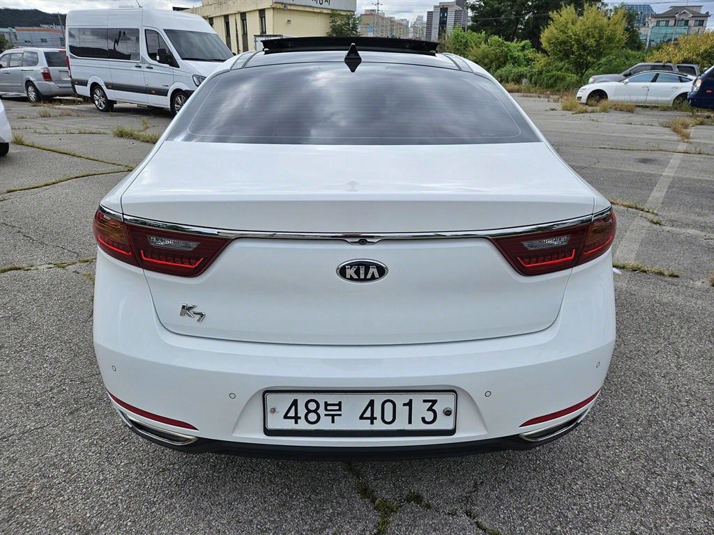 KIA K7 - Vista 6