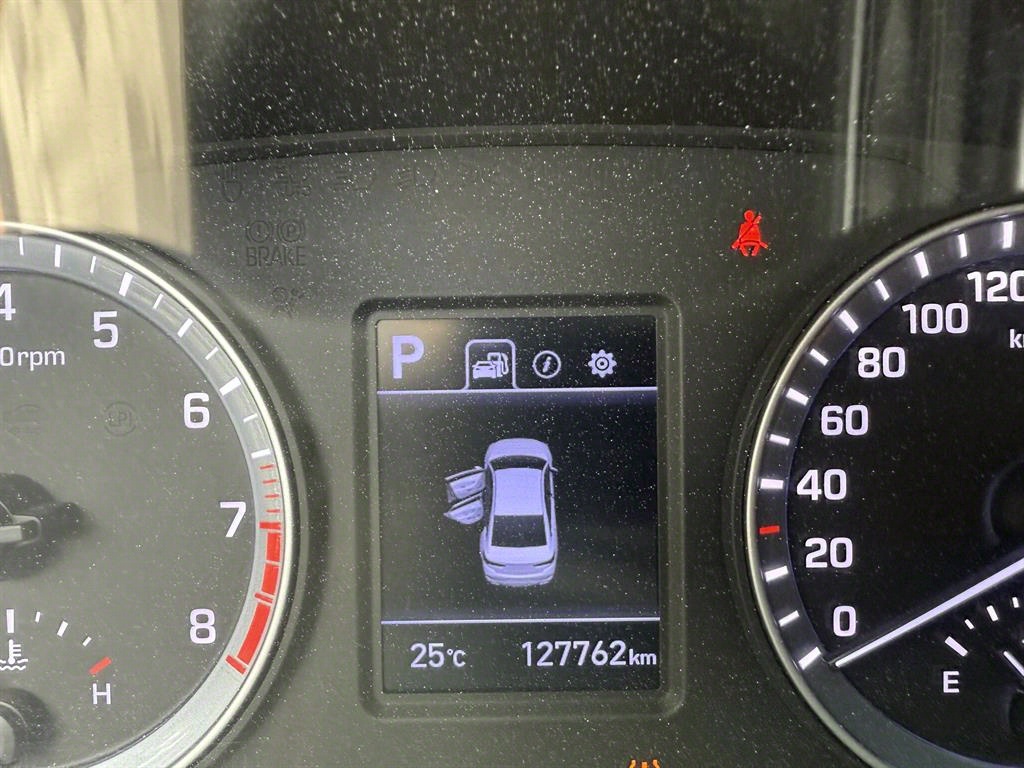 HYUNDAI Sonata - Vista 10