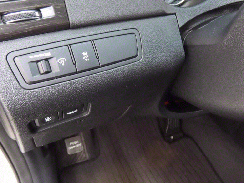 HYUNDAI Sonata - Vista 11