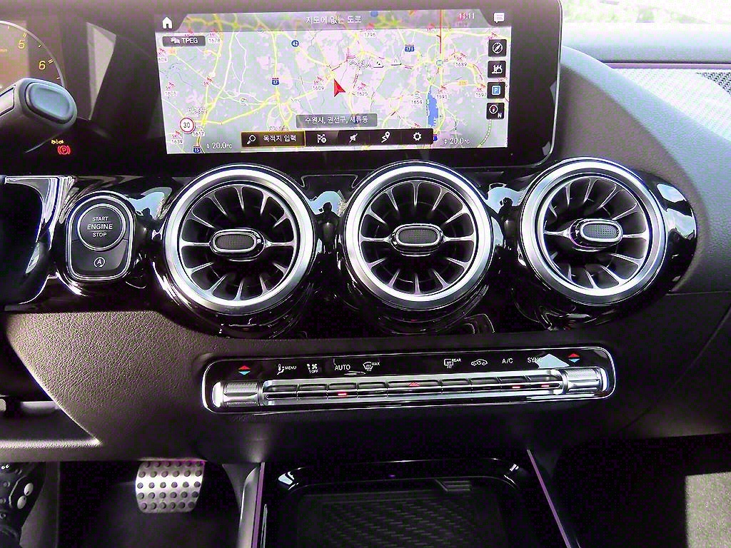 Mercedes Benz CLA Class - Vista 12