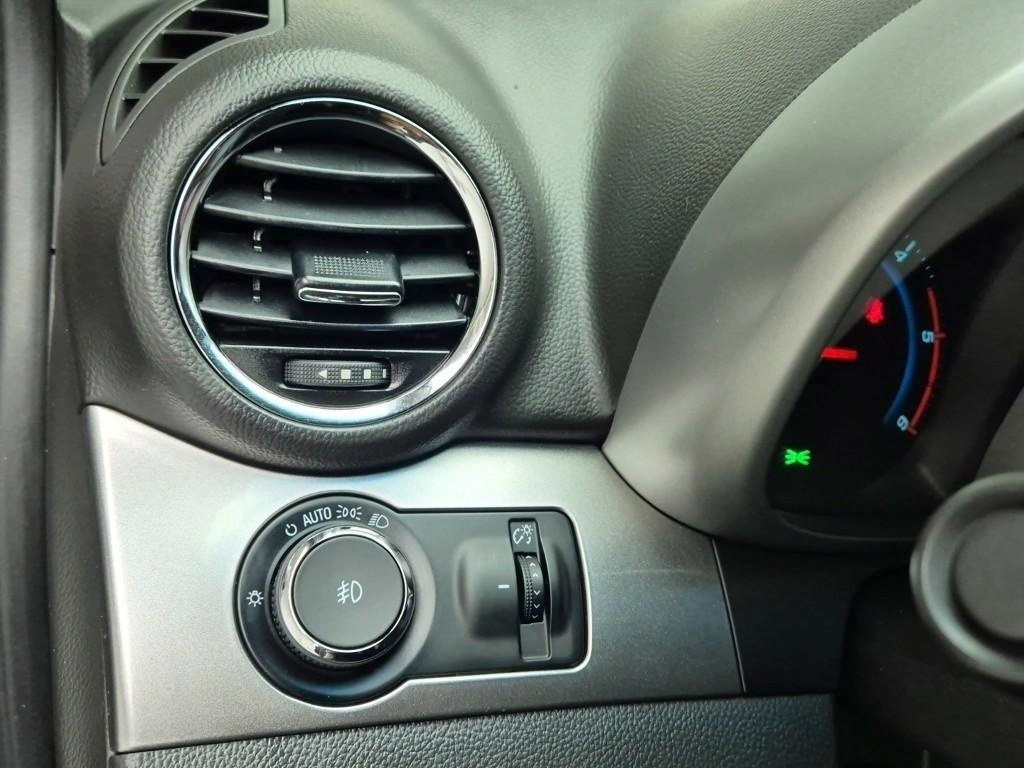 Chevrolet Orlando 2013 Gris - Importación desde Corea - HF Imports Iquique - Foto 18