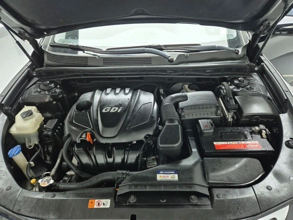 HYUNDAI Grandeur 2011 Negro - Importación desde Corea - HF Imports Iquique - Foto 17