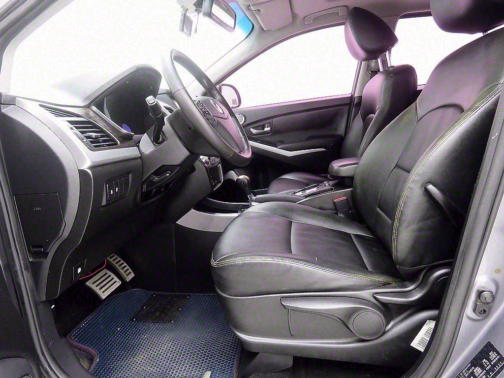 Ssangyong Korando - Vista 6