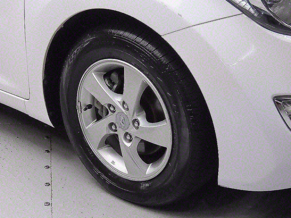 HYUNDAI Avante - Vista 9