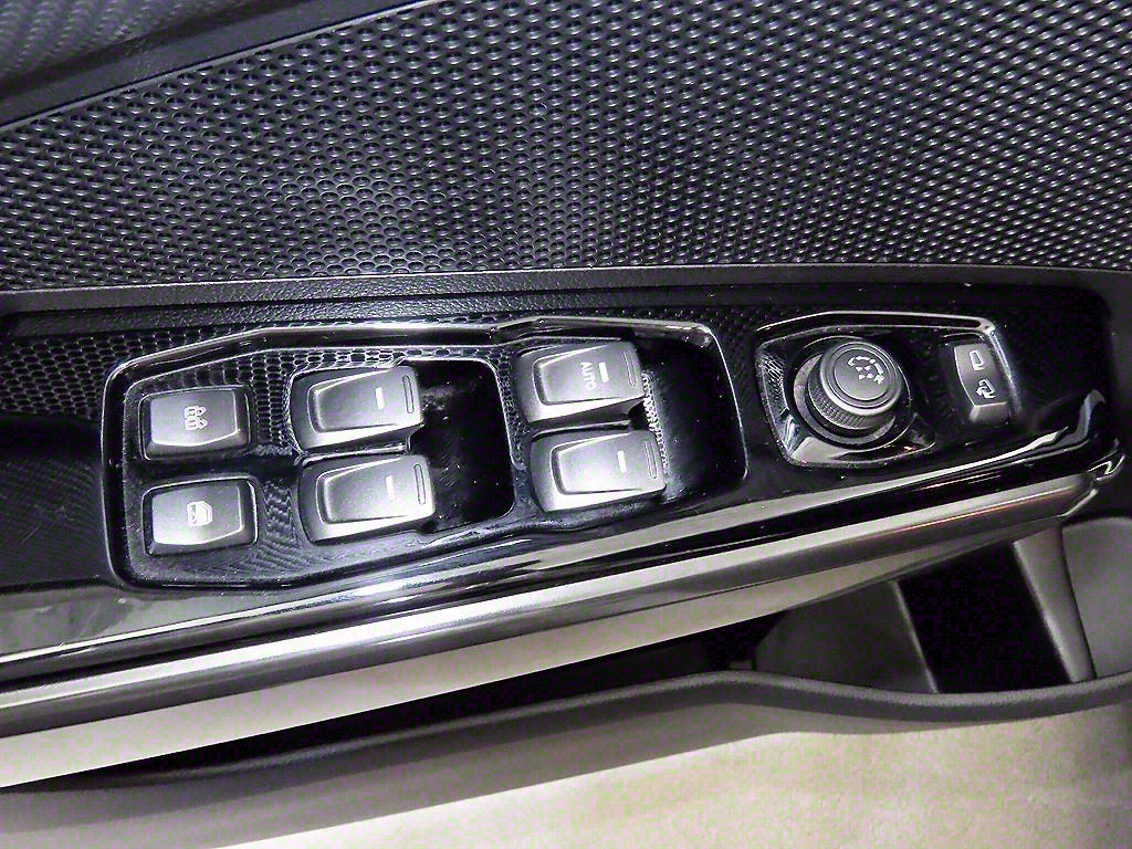 Ssangyong Tivoli 2021 Blanco - Importación desde Corea - HF Imports Iquique - Foto 13