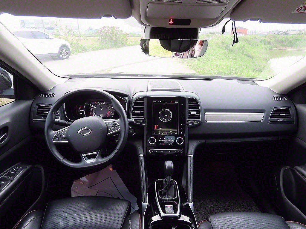 SAMSUNG QM6 - Vista 9