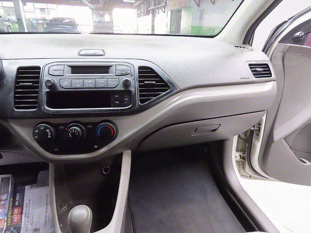 KIA Morning 2014 Blanco - Importación desde Corea - HF Imports Iquique - Foto 9