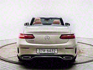 Mercedes Benz E class - Vista 12