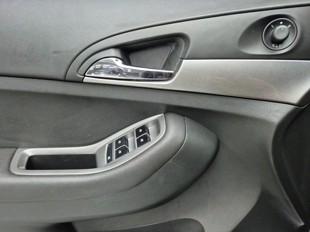 Chevrolet Orlando 2013 Gris - Importación desde Corea - HF Imports Iquique - Foto 16