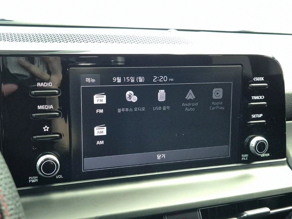 KIA Seltos 2024 Negro - Importación desde Corea - HF Imports Iquique - Foto 13