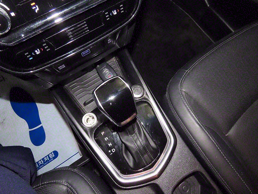 Ssangyong Tivoli - Vista 12