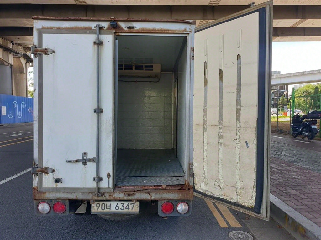 Small Truck Top_Frozen Top - Vista 10