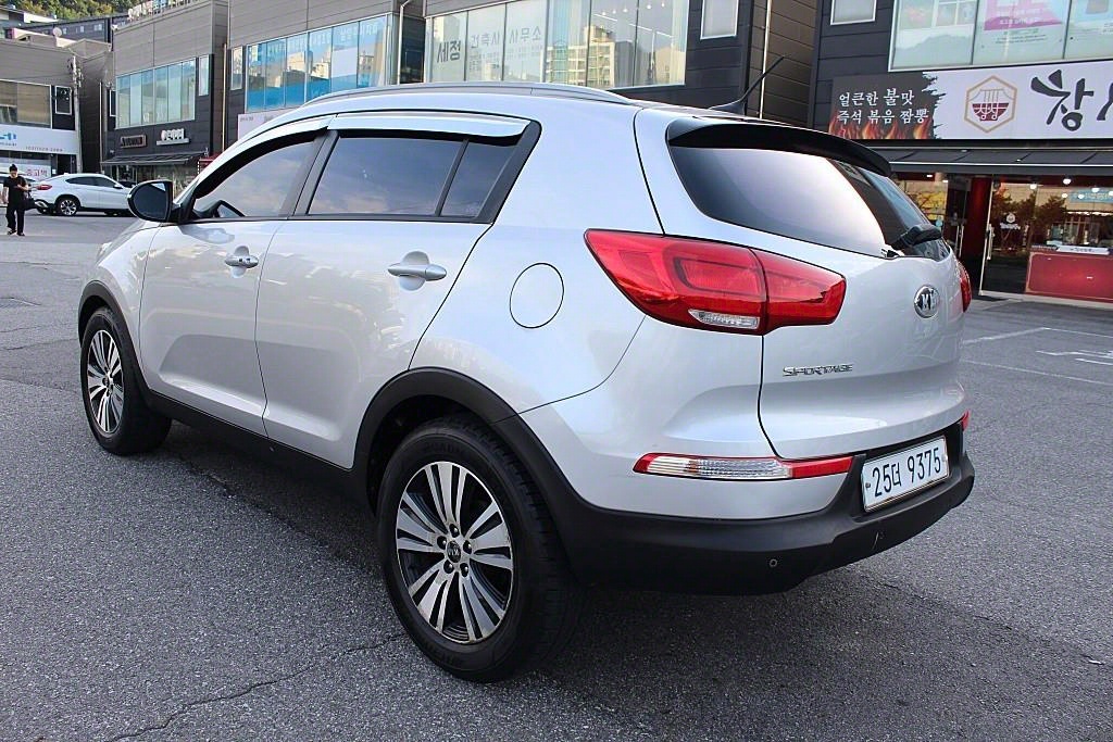 KIA Sportage - Vista 11
